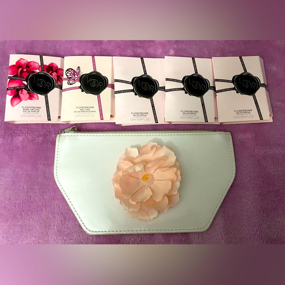 Victor Rolf Flower 🌺 Bomb 💣 Samples Bundle of 5 with cosmetic bag